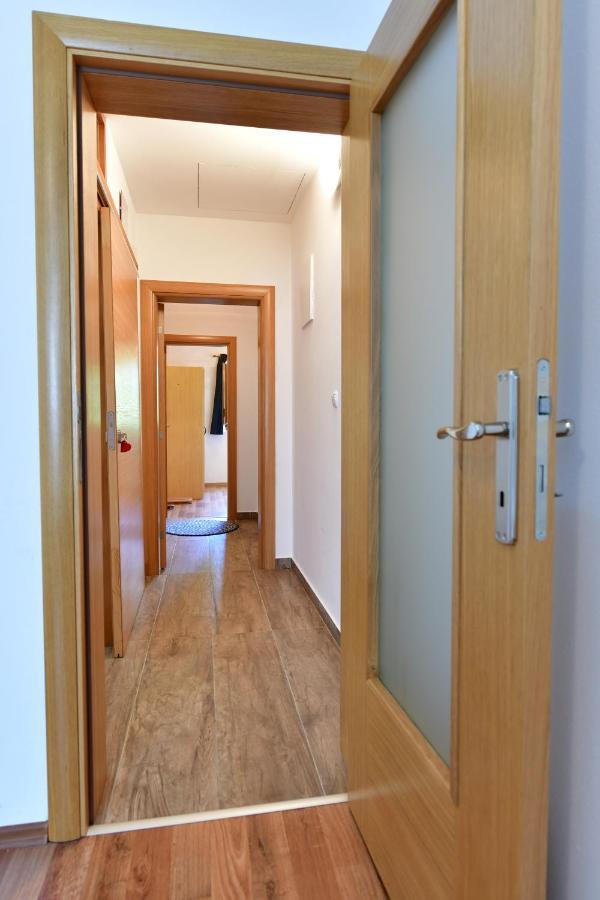 Apartman Jelena Rakovica Eksteriør bilde